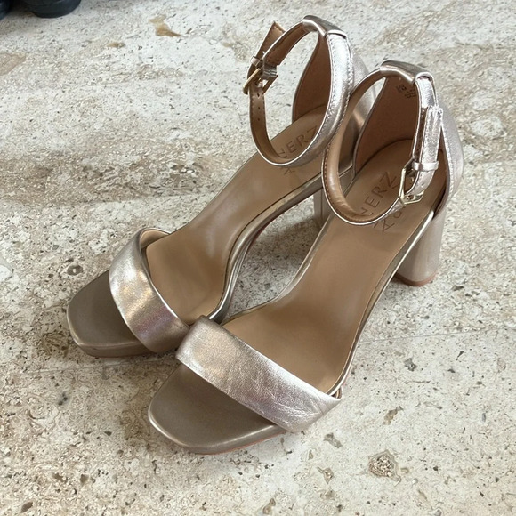 NWOB Naturalizer Women's Joy Ankle Strap Heeled Dress Sandal Bronze Leather 6 - Picture 8 of 13